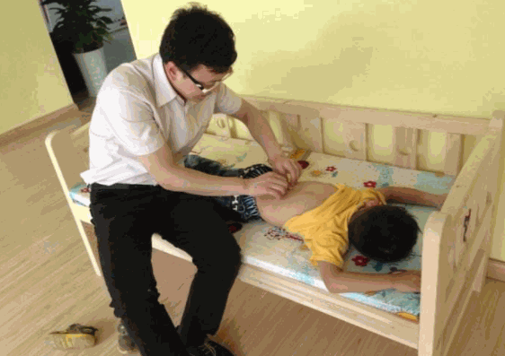 圣手世家小儿推拿